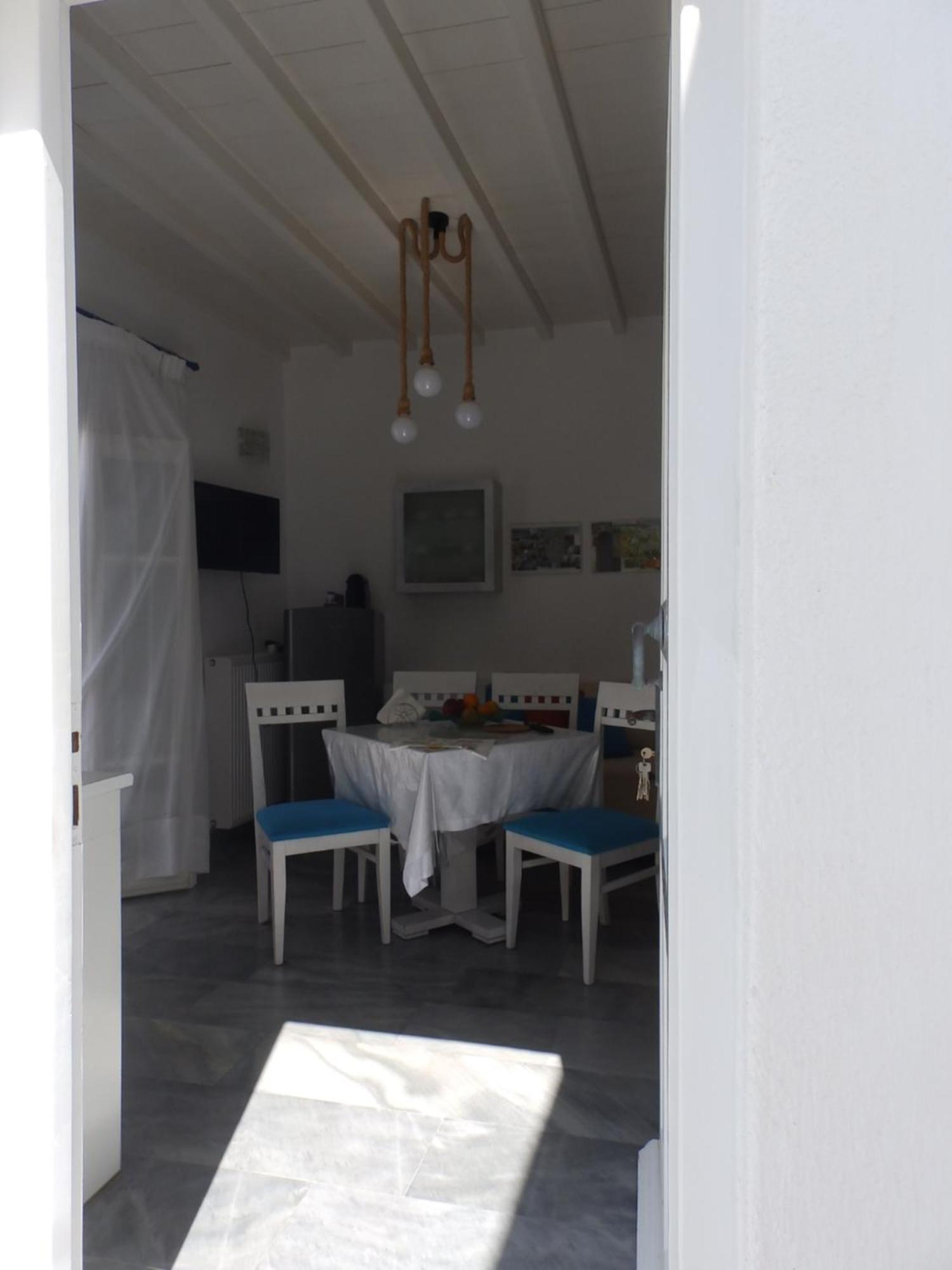 Mykonos Turquoise * Ornos (Mykonos)